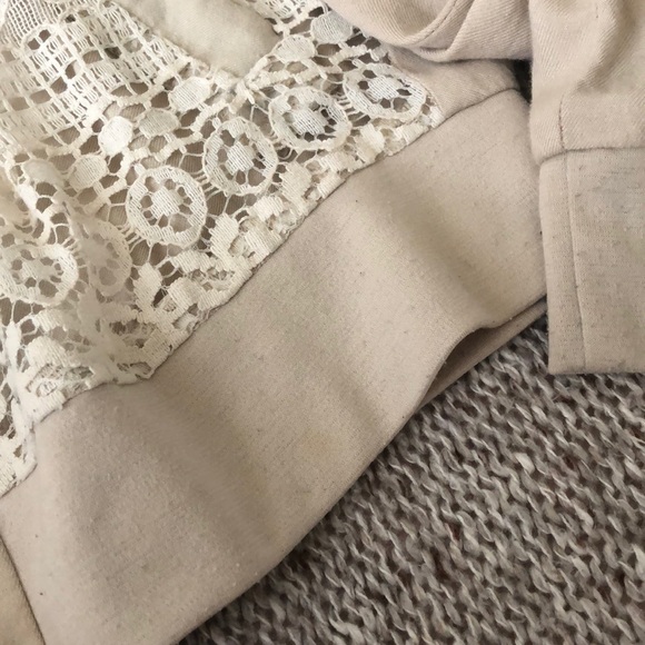 Cream lightweight jacket 🧥 - Picture 5 of 6